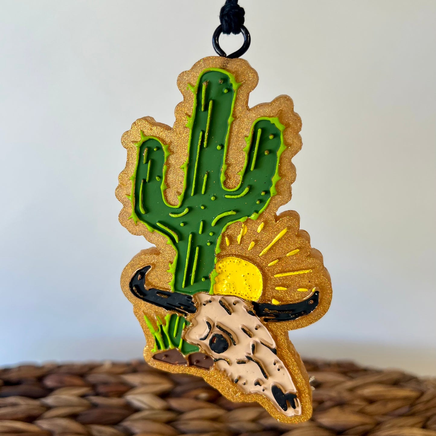 Mohogany Teakwood - Saguaro and Bull Skull