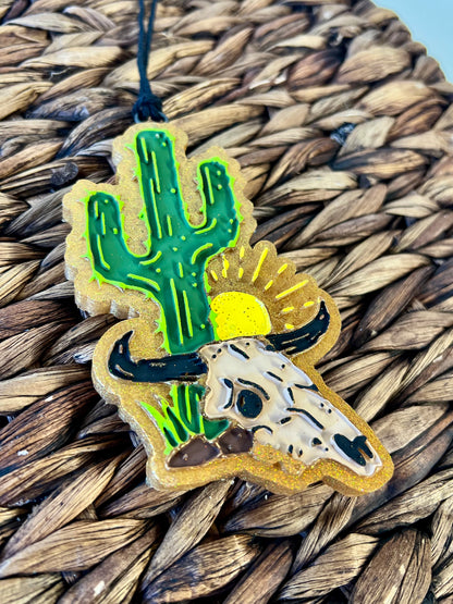 Mohogany Teakwood - Saguaro and Bull Skull